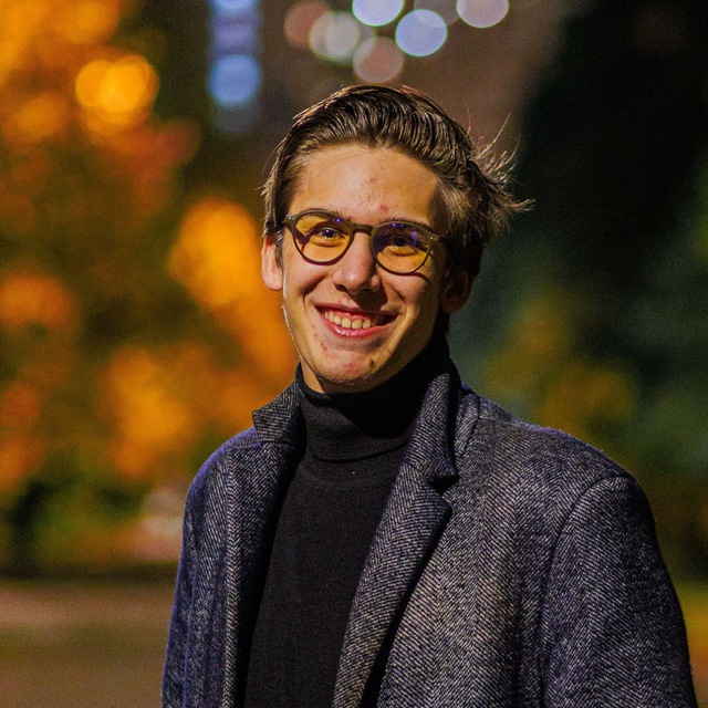 Фотограф Артём