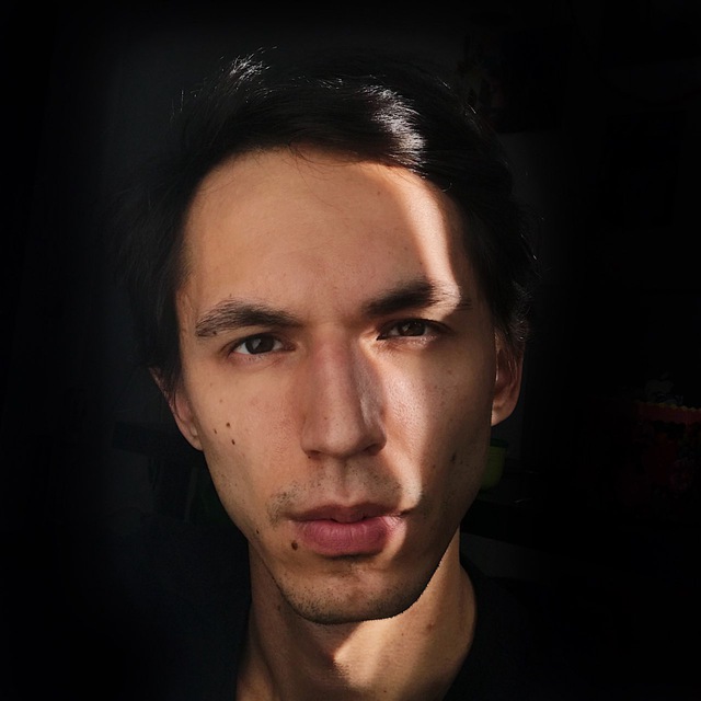 Олег Хорошавин думает о...