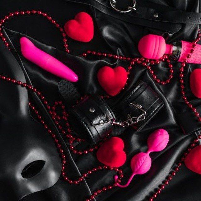 ♡♡♤TOYS?