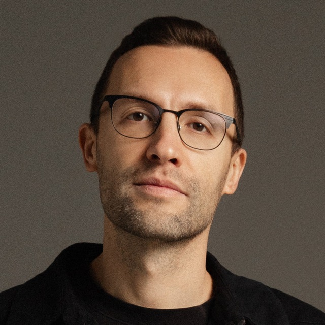 НАДИЗАЙНИЛИ