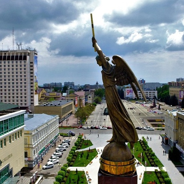 Chiqib ketgan pubik sochlarning fotosurati Tortta porno swingerlar