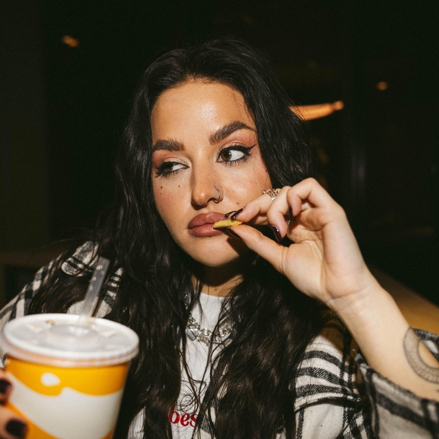 nikky rocket ?