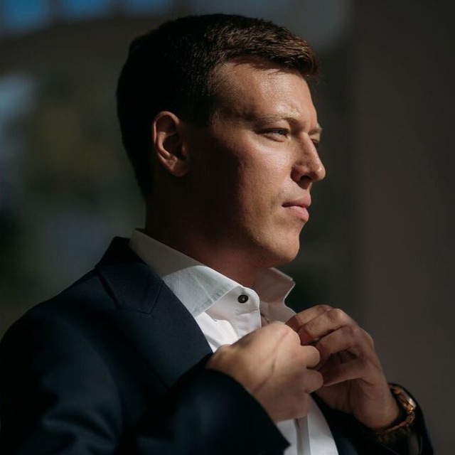 Вячеслав Ушенин ?