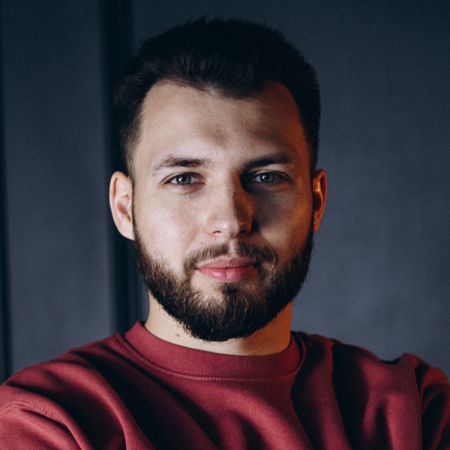 Денис Бобров