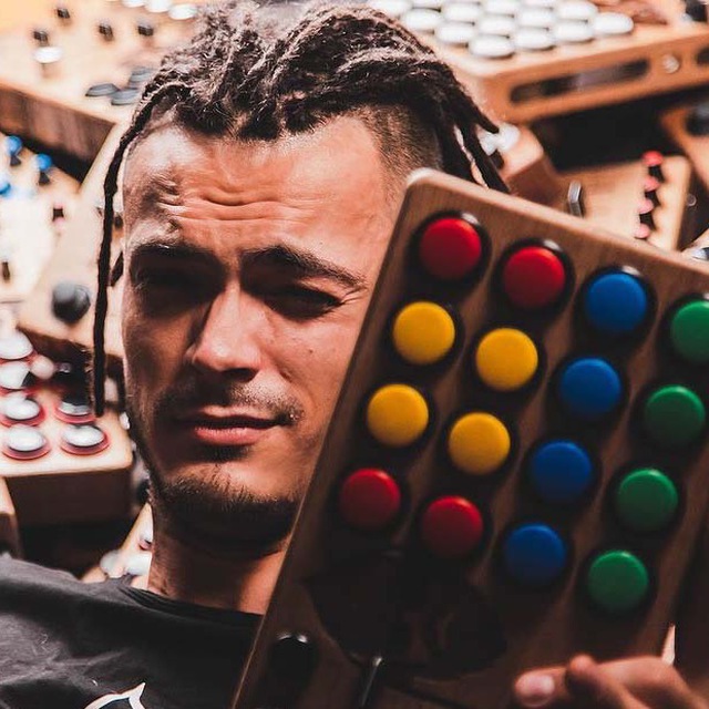 Max DetaL' / MIDI Dobrynya
