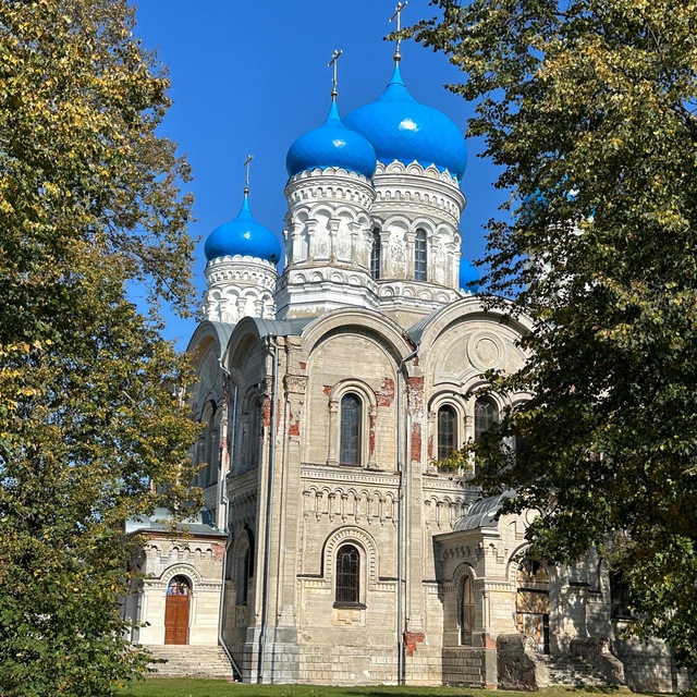 Прихожане Воскресенско-Феодоровского монастыря