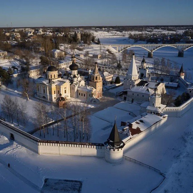 Старицкий Свято-Успенский монастырь