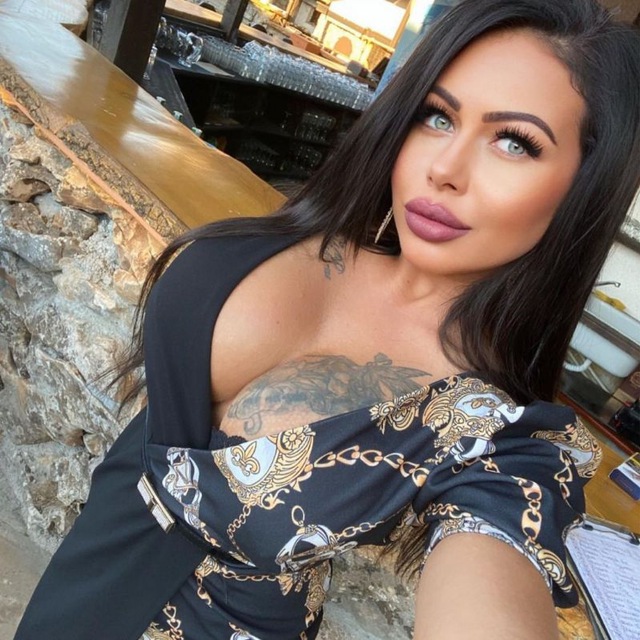 Qizlar yigitni sikishdi