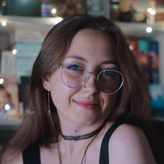 gluckbooks • юлия каперкелли ?