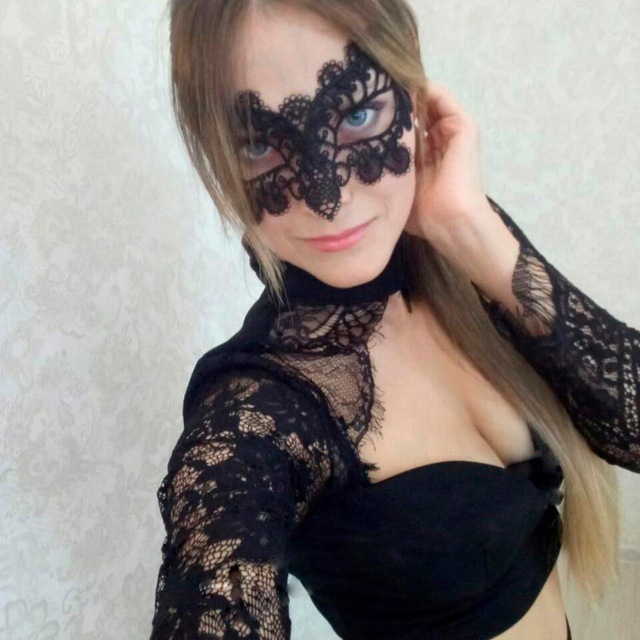 К мужу пристает чужая женщина, что делать? К мужу пристает чужая женщина, что делать?